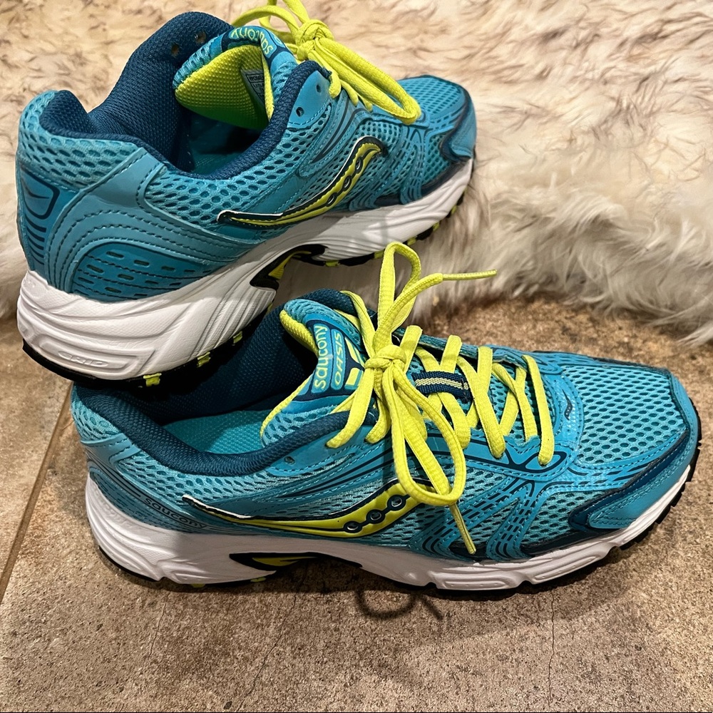 Saucony Oasis 2 Women's Running Sneakers Shoes Teal Neon Yellow 9